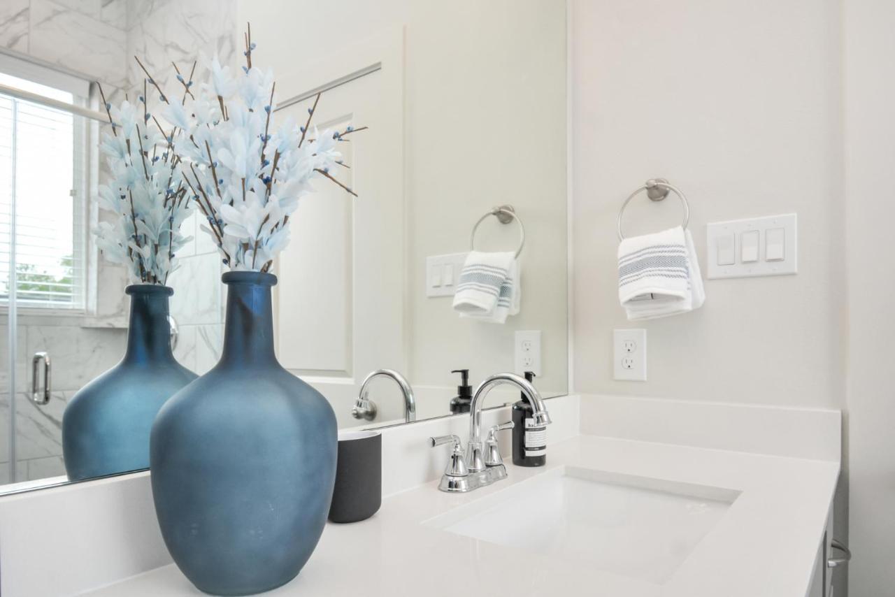 Casa Azure - New Modern 3 Bedroom Med Center, Nrg, Uh Houston Eksteriør billede